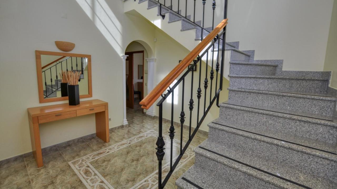 8-Bed Villa In Vilamoura-Sleeps-Playground-Pool ภายนอก รูปภาพ