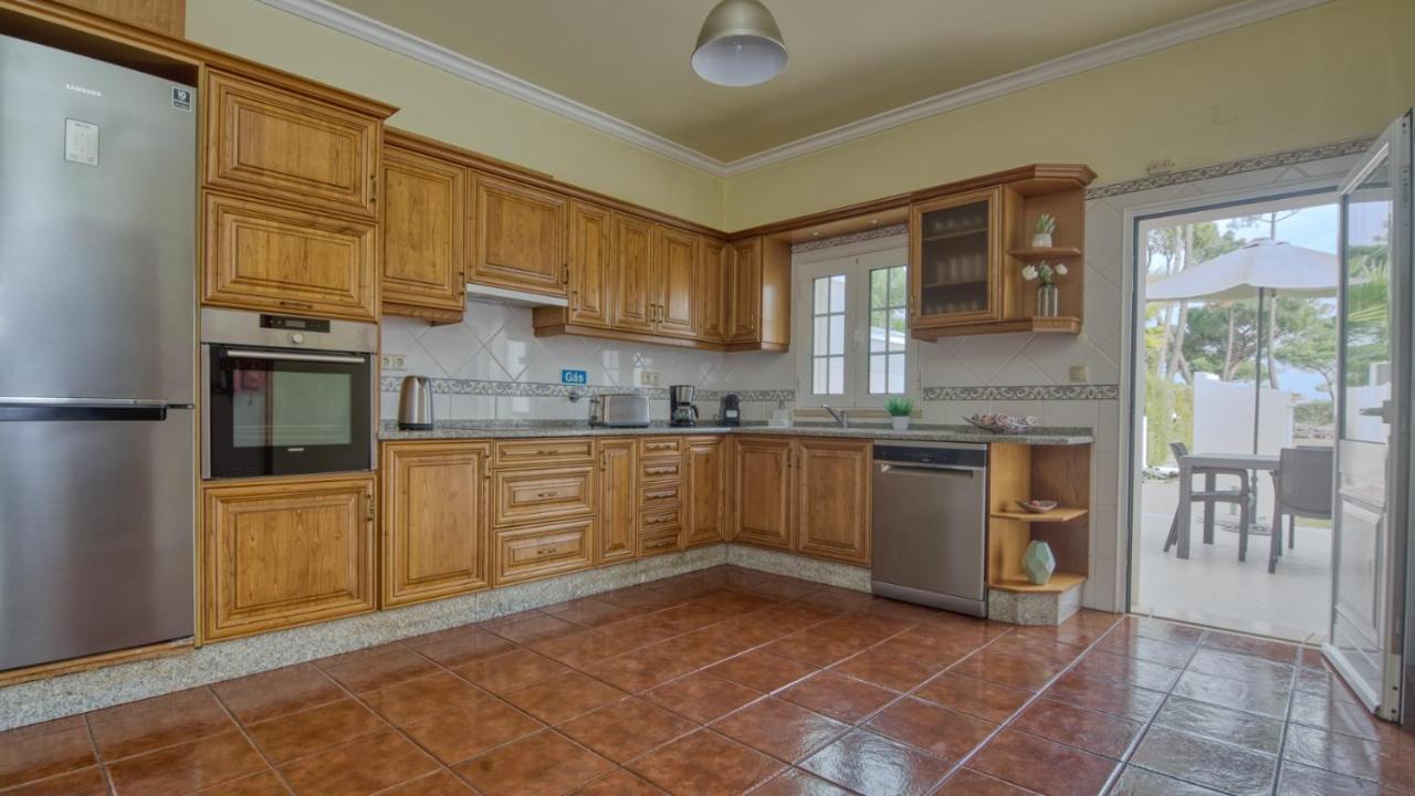 8-Bed Villa In Vilamoura-Sleeps-Playground-Pool ภายนอก รูปภาพ