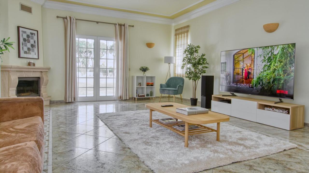 8-Bed Villa In Vilamoura-Sleeps-Playground-Pool ภายนอก รูปภาพ